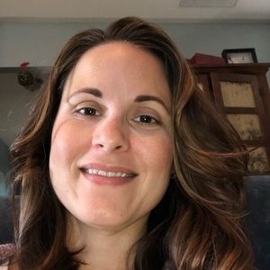 Meet your Posher, Carrie